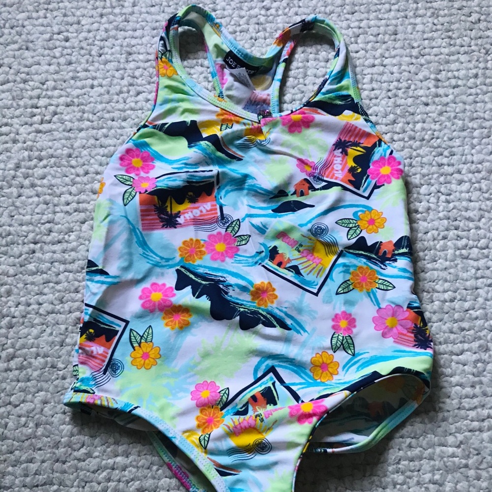 Joe boxer bathing suit